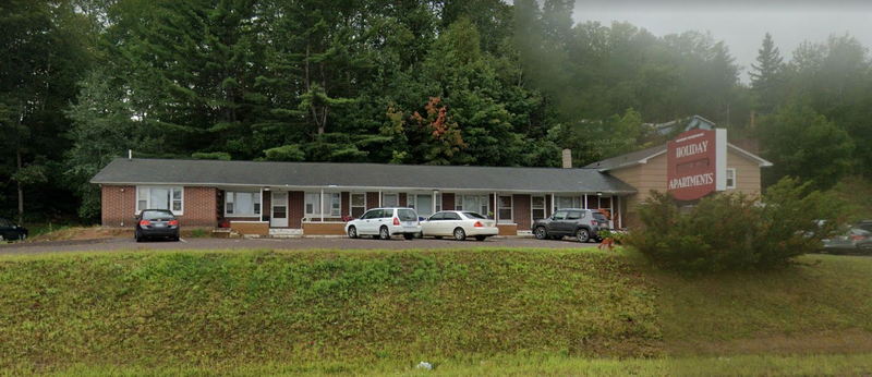 Holiday Motel - 2022 Street View (newer photo)